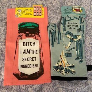 Oven mitt and kitchen towel